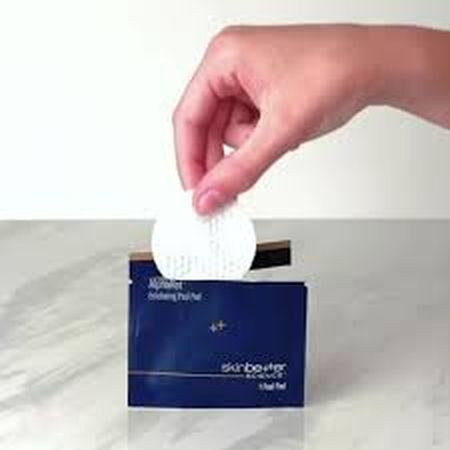 SkinBetter AlphaRet Exfoliating Peel Pads 30 buc. [2]