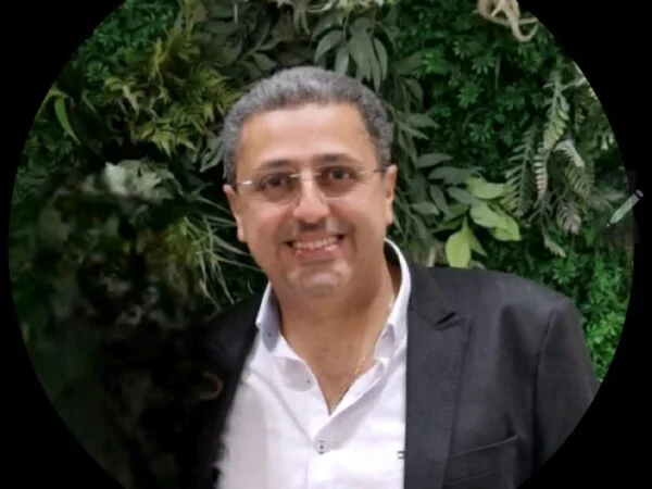 Faceți cunoștință cu Joseph Lawindy
