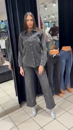 Blugi/Pantaloni - Blugi cu ștrasuri