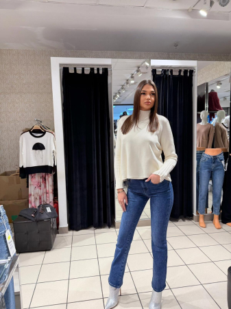 Pulovere - Pulover larg pe gât