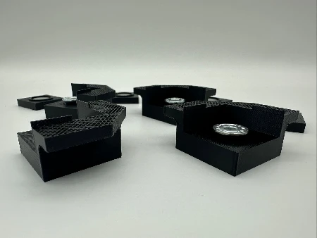 Sistem magnetic pentru ușă de inspecție, colț drept [1]