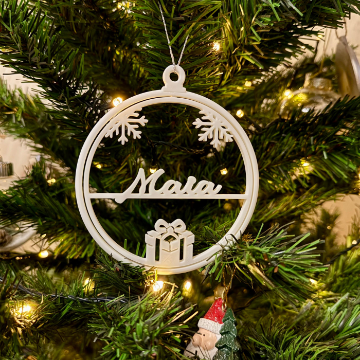 Ornament brad personalizat cu nume [1]