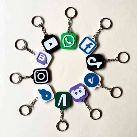 Brelocuri NFC Smart - nfc-tag-smartlink-instagram-tiktok-whatsapp-youtube-linktree-onlyfans.png