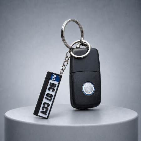 Brelocuri cu Nume Personalizate - Breloc număr înmatriculare personalizat RO – model negru premium