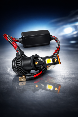 LUMINI AUTO - Set 2 lampi Led H3 (M8 canbus) 12V-24V
