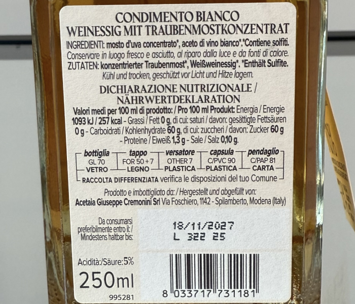 Condimento Bianco italian de înaltă densitate, obținut din must de struguri concentrat și oțet de vin. Gust agrodolce echilibrat, ideal pentru pește, salate și legume. [4]