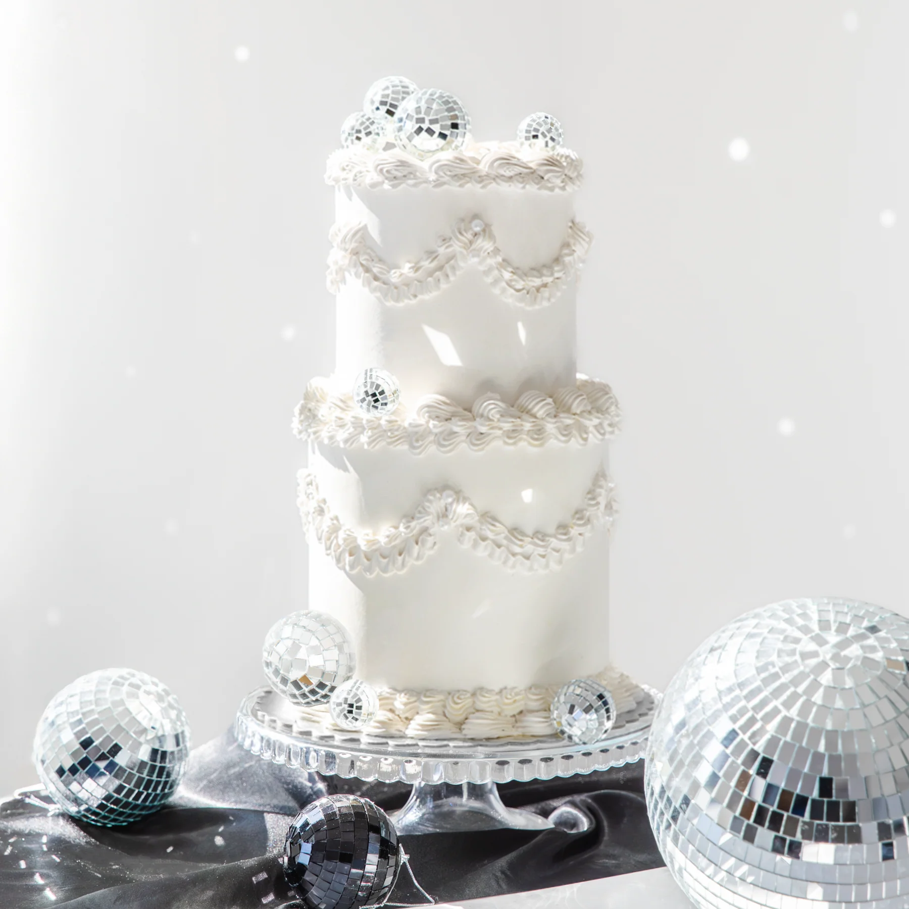 Sfere Disco pentru Decor Tort - Set Decoratiuni Tort Stralucitoare [1]