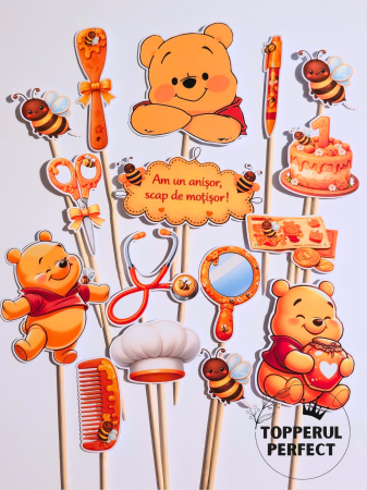 Toppere Ursuleti - Toppere Tort Winnie The Pooh Taierea Motului – Decor Tort MOȚ