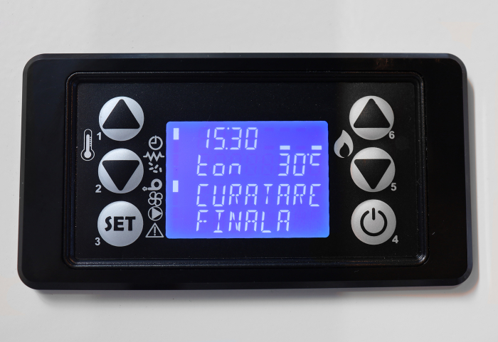 Centrala pe peleti Fornello Eco Energy 40 kW, echipata cu automatizare, afisaj digital, arzator fonta, curatare mecania a drumurilor de fum, buncar peleti integrat 100 kg [8]