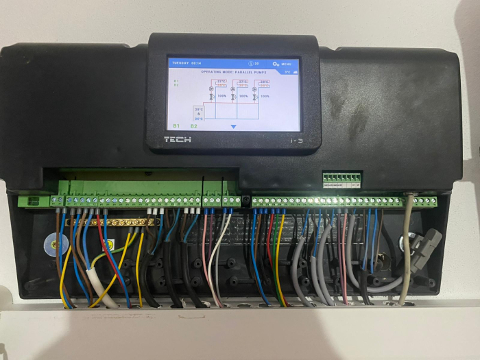 Controler instalație Tech EU-i3 PLUS OT cu 3 circuite + ACM + SOLAR [2]