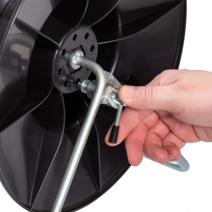 Tambur 32 × 15 cm, cu talpă și curea. [4]