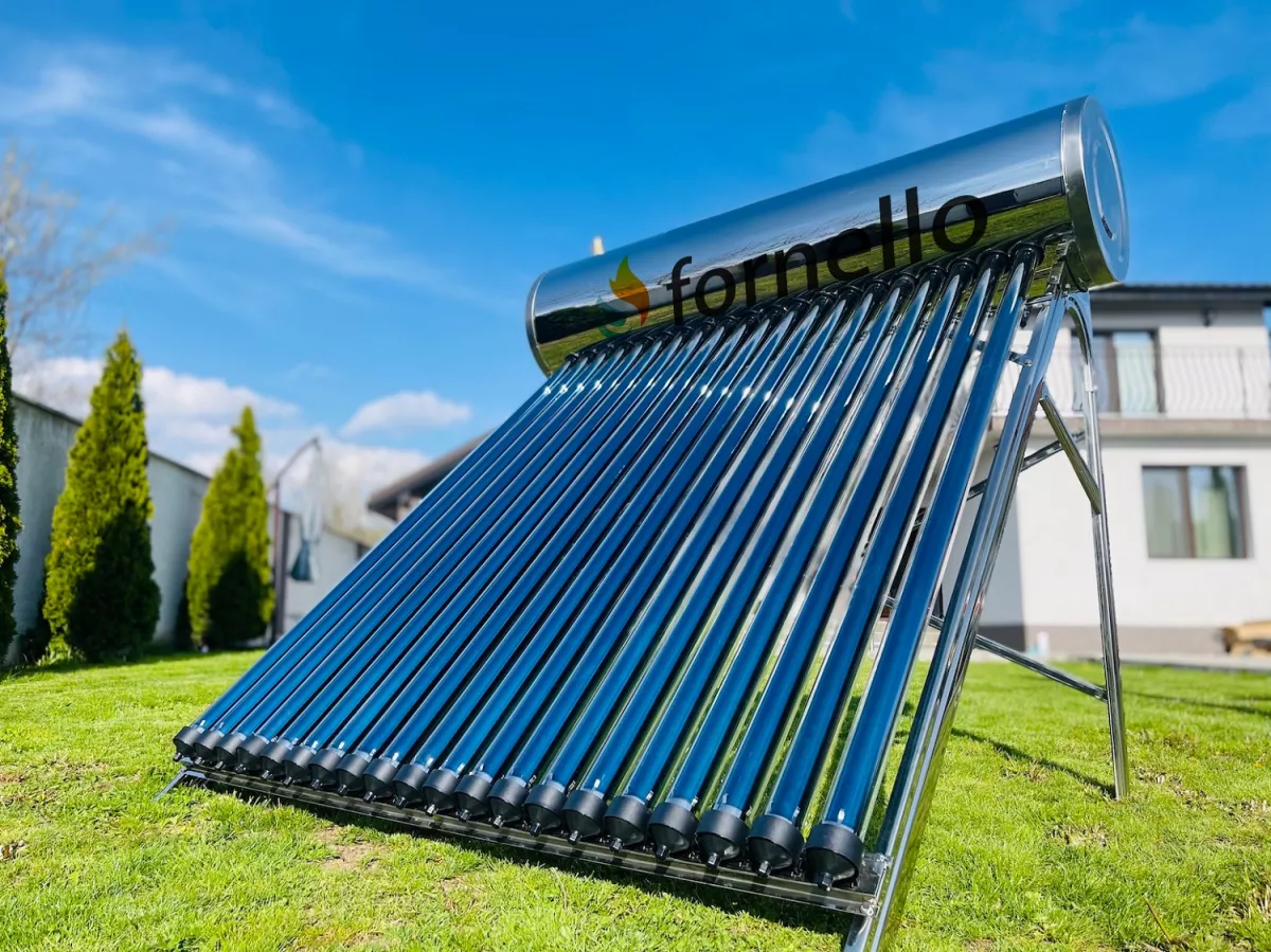 Panou solar presurizat compact FORNELLO SPP-470-H58/1800-20-c cu 20 tuburi vidate de tip heta pipe si boiler din inox de 177 litri [1]