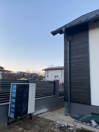 Pompă de căldură Lutherm Airtech, 22kW, 400V, R32 DC Inverter, monobloc, aer-apă [2]