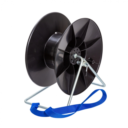 Tambur 32 × 15 cm, cu talpă și curea. [1]