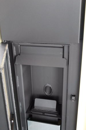 Termosemineu pe peleti Fornello Fiama Confort 18 kw, complet echipat pentru incalzire, pompa, vas expansiune, automatizare, buncar peleti 15 kg, tiraj fortat, culoare Crem, aprindere automata, [4]