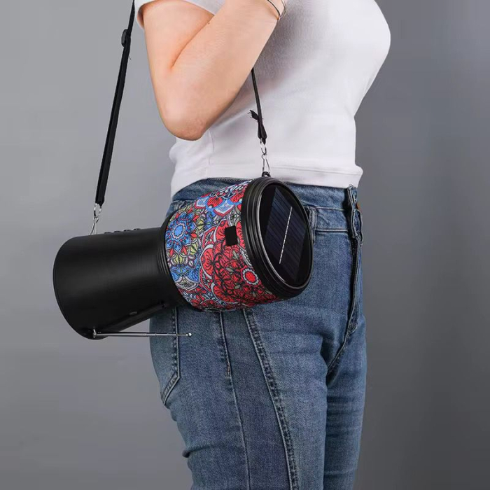 Boxa Portabila Bluetooth cu Incarcare Solara, Radio FM si Lanterna, 10W, Tip Tarabana [4]