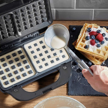 Aparat de Facut Gofre si Vafe, Gofrownica Electrica Dubla cu Placi Antiaderente, Carcasa Neagra [3]