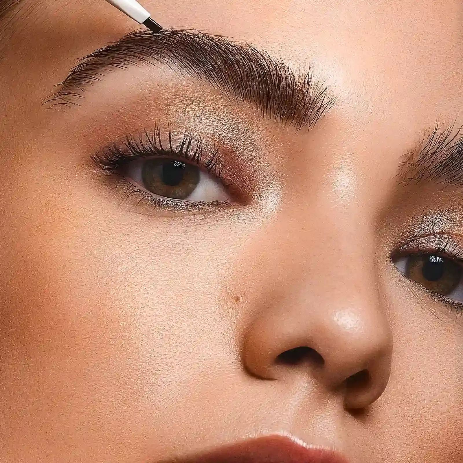 Creion pentru Sprancene Medium Brown [2]