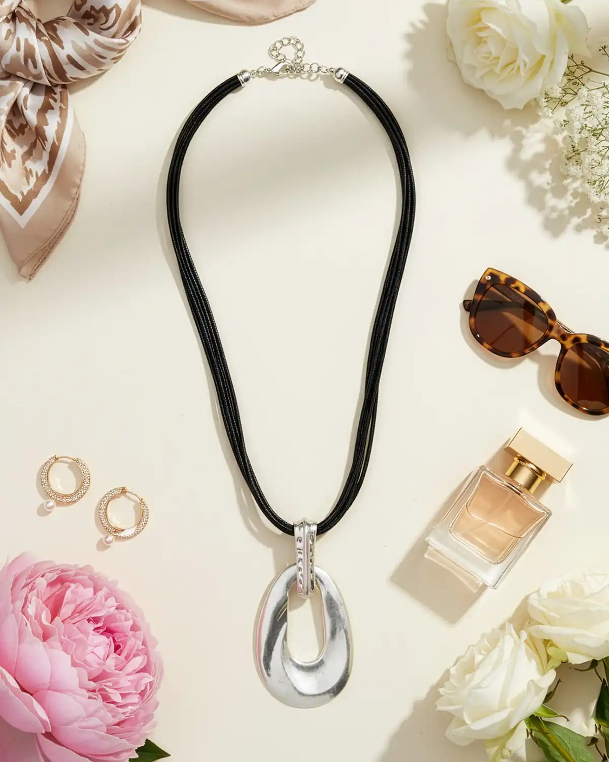 Gablonțuri - Colier Magdy Cala di Volpe argintiu