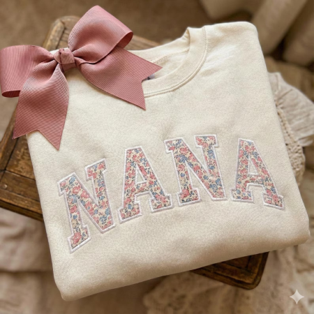 Hanorace - Hanorac Nana personalizat prin broderie din hainutele copiilor