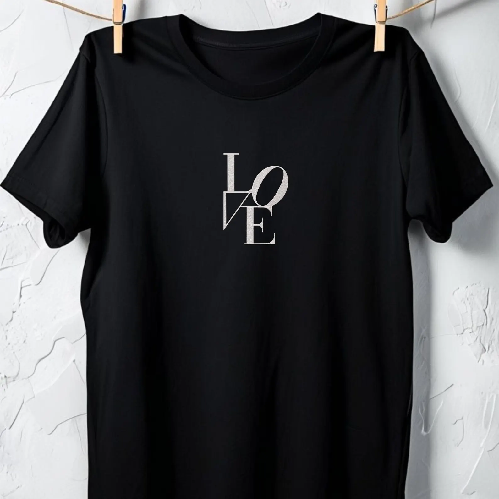 Tricouri Brodate - Tricou Femei LOVE brodat