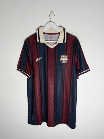 Barcelona - Tricou Barcelona de prezentare