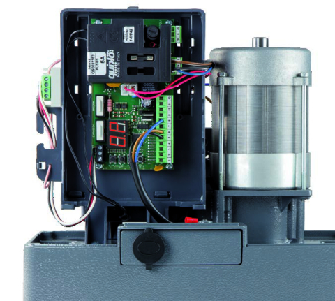 Automatizări Porți Culisante - MOOVY- Kit automatizare porti culisante, max. 2000kg, 220Vca - QK-M2000KIT(v2)