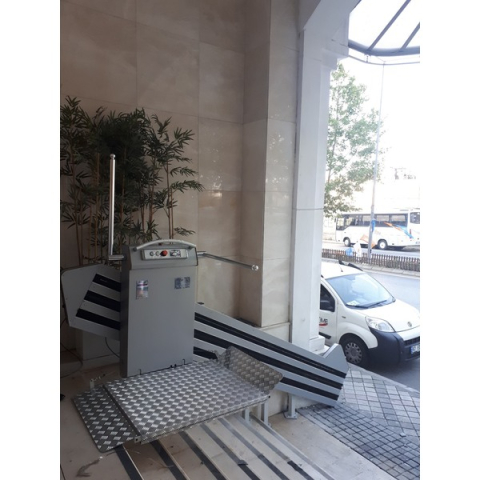 Schrägplattformlifte für Treppen - Schrägplattformlift, Fahrweg 450 cm, für Menschen mit Behinderungen, 225 kg - TrustLift