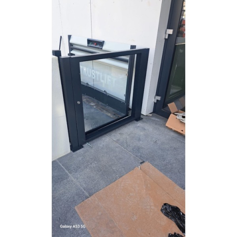 Vertikale Plattformlifte mit Scherenmechanismus - Vertikaler Plattformlift, Förderhöhe 130 cm, für Menschen mit Behinderungen, 315 kg - TrustLift