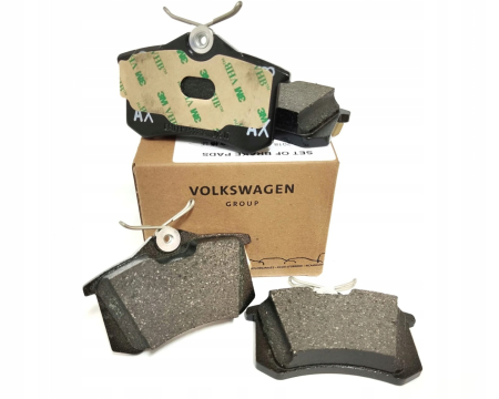 SISTEM FRANARE - Volkswagen Set plăcuțe frână OEM 5Q0698451AA