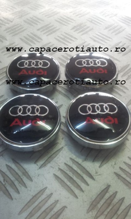 Capace janta Audi negre cu scris rosu siliconate [2]