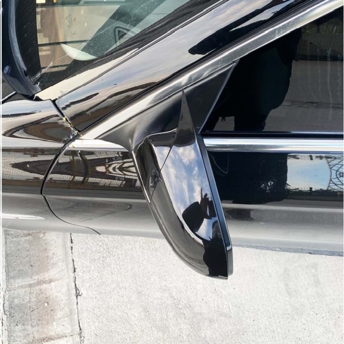 Capace oglinzi Batman style BMW seria 5 F10 2010-2013 negru lucios [4]