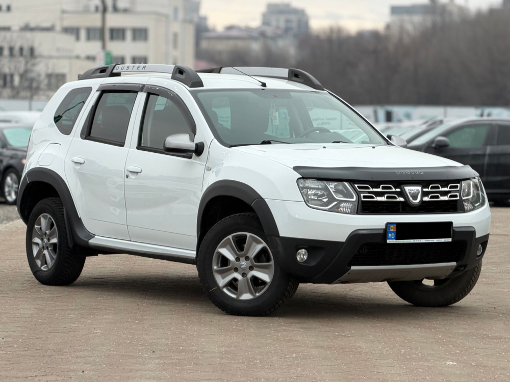Deflector capotă Dacia Duster 2014–2017 [2]