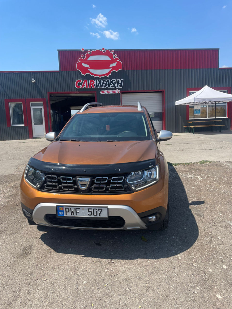 Deflector capotă Dacia Duster 2014–2017 [4]