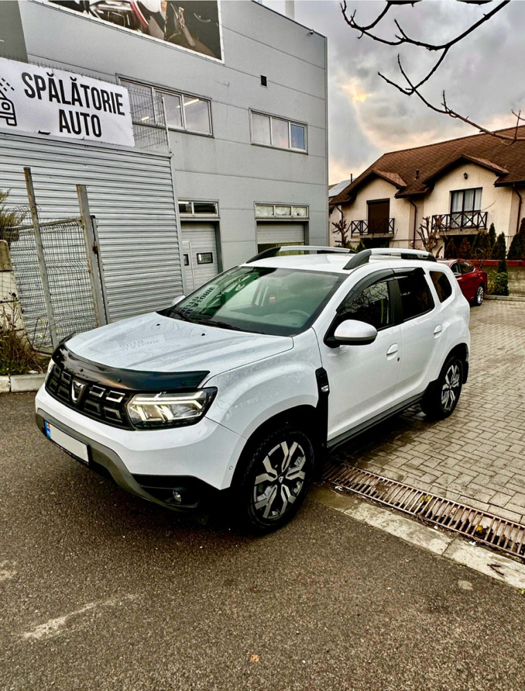 Deflector capotă Dacia Duster 2018–2024 [3]