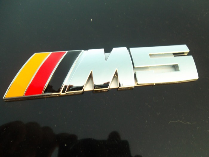 Emblema portbagaj M5 cu steagul germaniei [1]