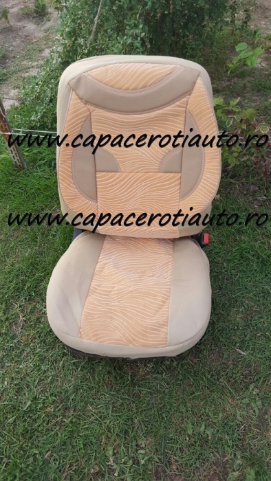 Huse scaune universale din material crem [4]