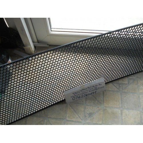 Plasa de Plastic pentru Grile Sport sau Spoilere [2]