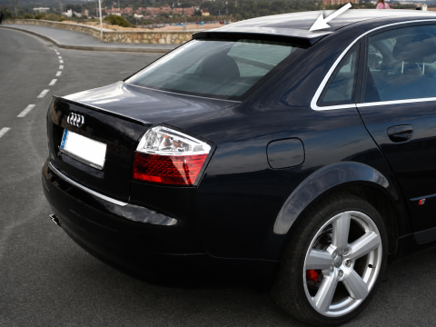 Eleron Luneta - Eleron Lunetă Audi A4 B6 (2001–2004) – Fibra, Pregătit Vopsire, Look Sport -sedan