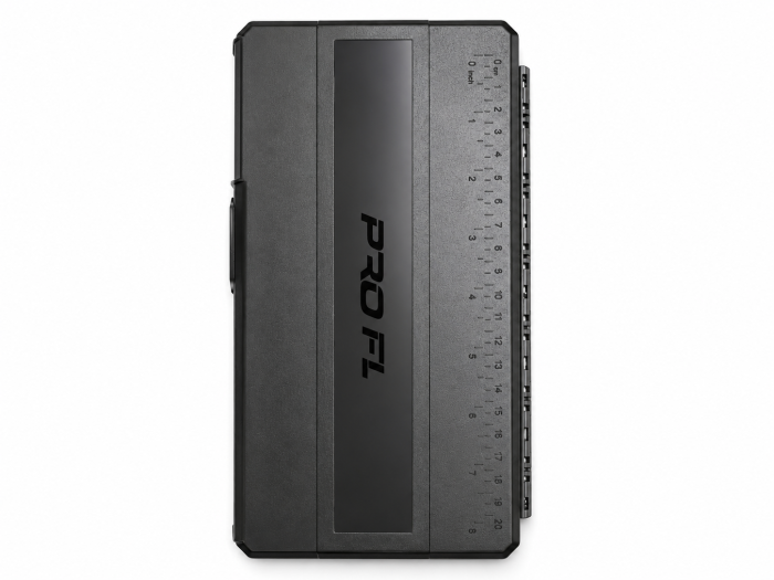 Cutie multifuncțională pentru organizarea monturilor și accesoriilor de pescuit, prevăzută cu multiple compartimente, zonă din spumă pentru fixarea monturilor și spații dedicate accesoriilor mici. Des [2]