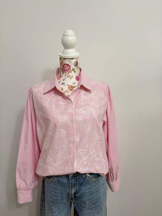 Cămașă damă roz cu broderie florală albă – bumbac, mărime universală [3]
