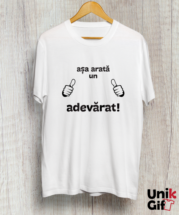 Tricou personalizat „Așa arată un [TEXTUL TĂU] adevărat” [1]