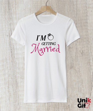 Petrecerea Burlăcițelor - Set Tricouri Petrecerea Burlăcițelor 1 ”IM GETTING MARRIED”