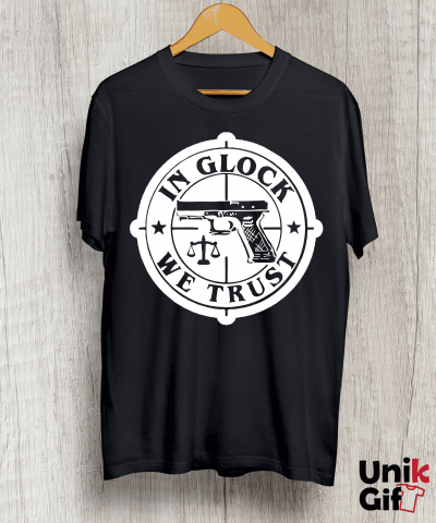 Tricouri pentru Adulți - Tricou „IN GLOCK WE TRUST”