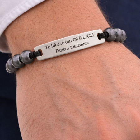 Brățară Bărbați cu Șnur, Pietre Hematit 6mm și Plăcuță Inox Personalizată Text [1]