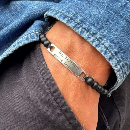 Brățară Bărbați cu Șnur, Pietre Onix 6mm și Plăcuță Inox Personalizată Text [1]