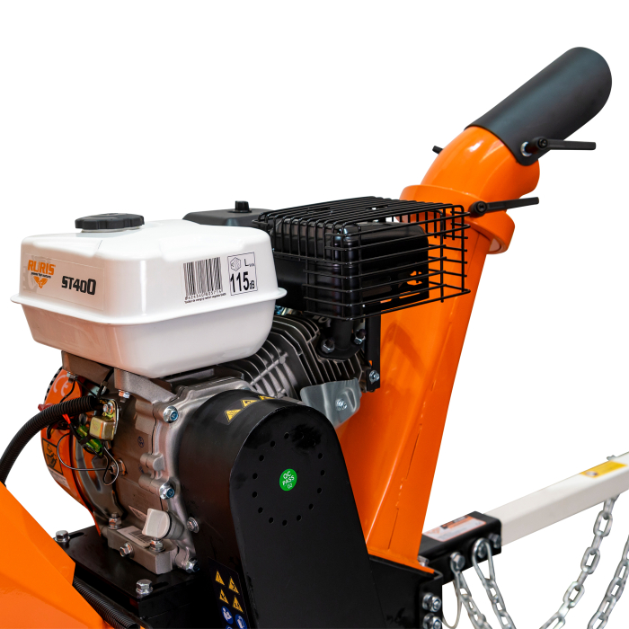 Tocător de crengi și resturi vegetale RURIS ST 400 [3]