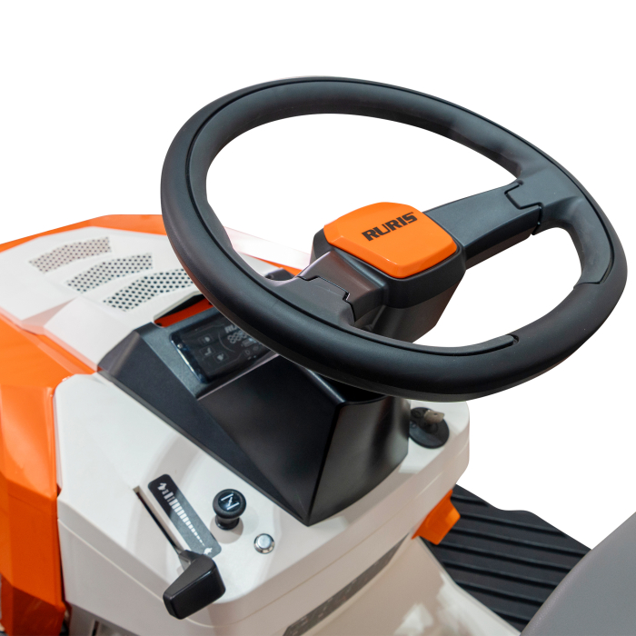 Tractor de tuns gazon Ruris Explorer 1700H [11]