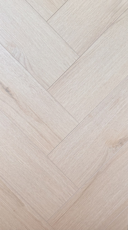 Liberte Herringbone 10 mm - Parchet laminat, Alsapan, Liberte Herringbone 605, Milwaukee Oak, 10 mm 33/AC6 4V X-Lock