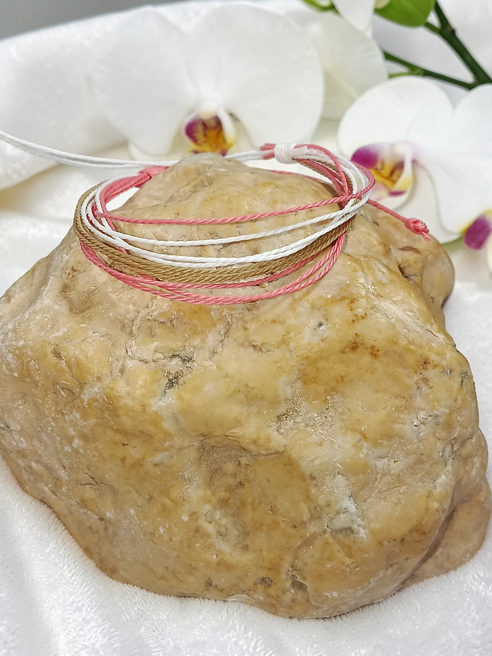 Brățară Reglabilă Handmade Din  Șnur Cerat – „Rază de Cireș” [2]